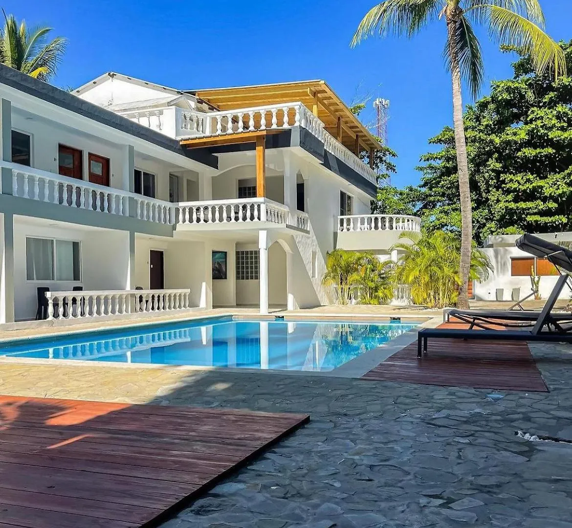 Hummingbird Cabarete Aparthotel